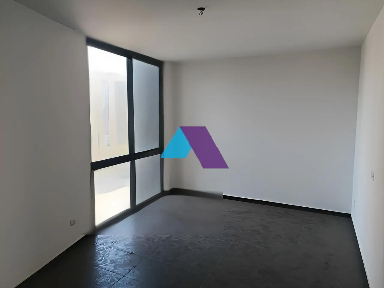 Office for Sale in Ain el remmeneh, baabda