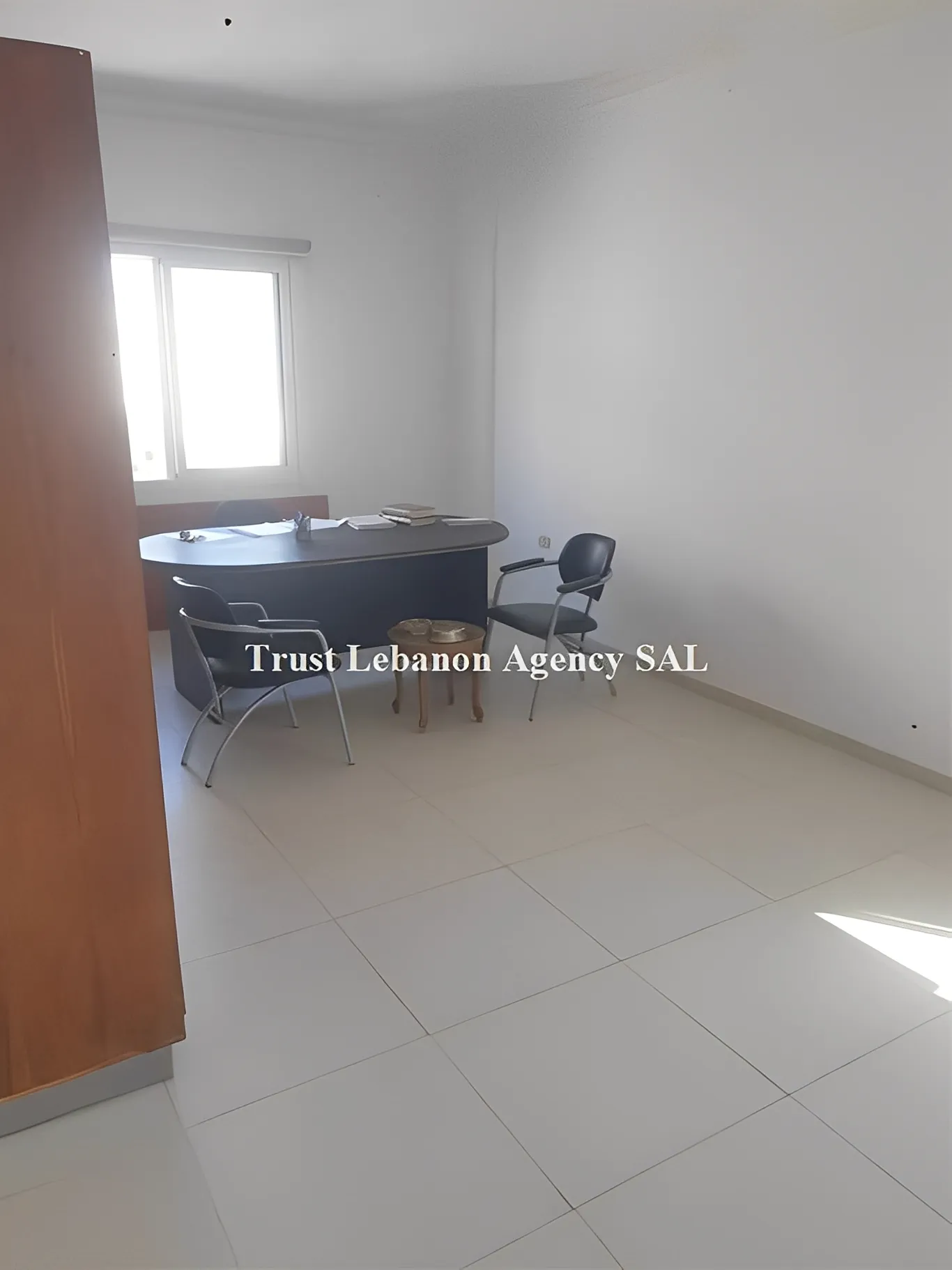 Office for sale in Metn, Zalka