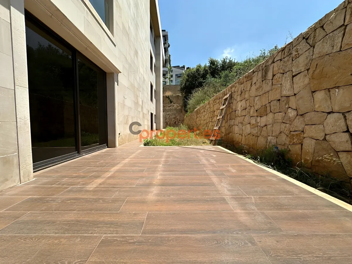 Apartment for Sale in Mtaileb