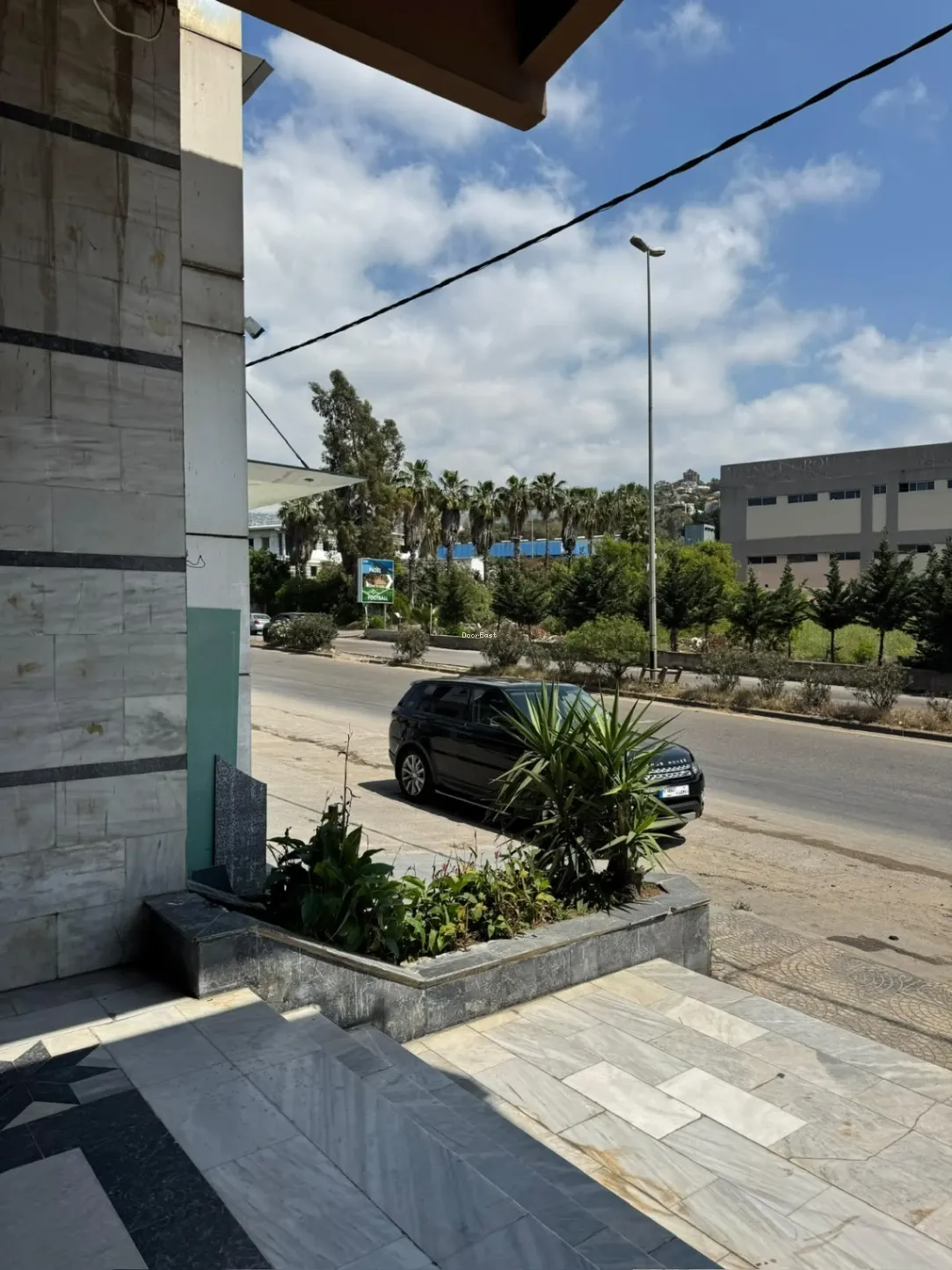 Commercial for rent in Old Saida Road، Bayrut, Lebanon