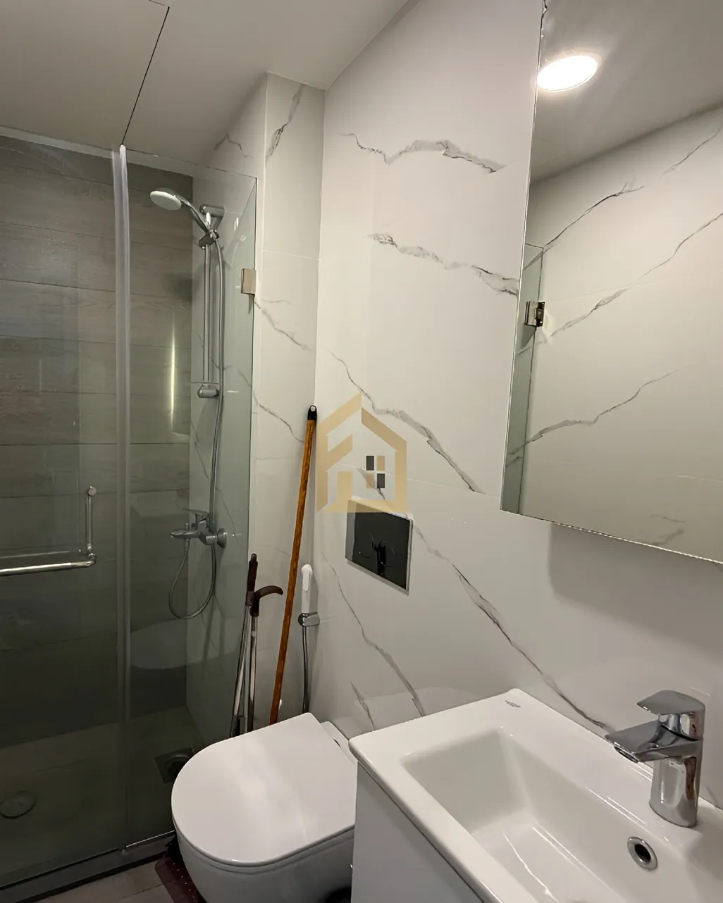 Apartment for rent in Hamra, Beirut, Lebanon