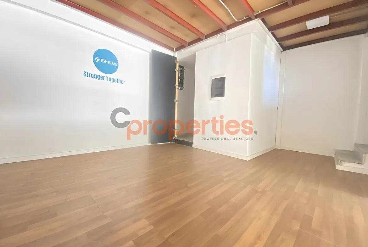 Office for Sale in Zalqa