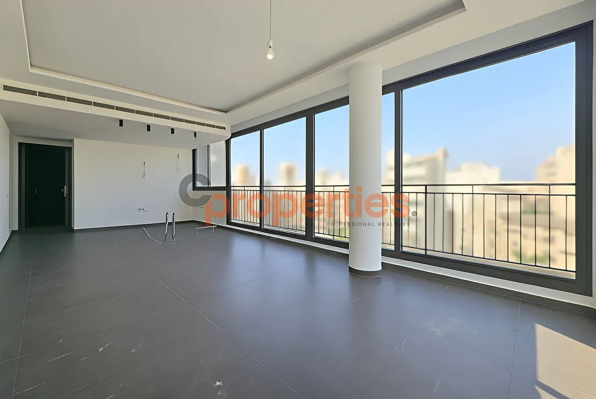 Apartment for Sale in Achrafieh - 3 bed, 4 bath