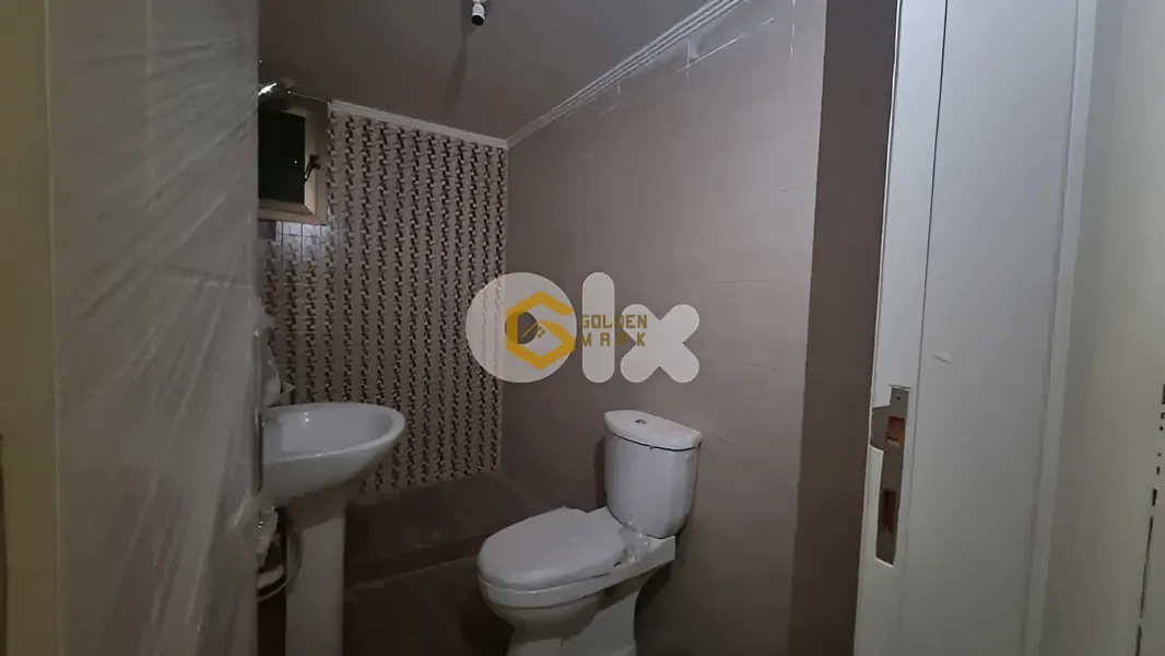 Apartment for Sale in Qornet El Hamra
