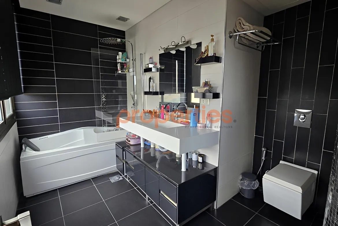 Apartment for Rent in Forn El Chebbak