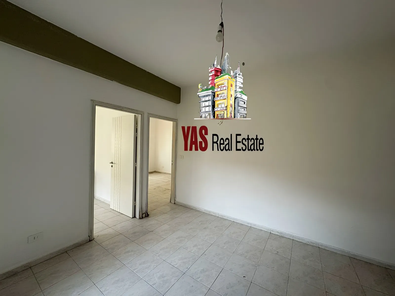 Office for rent in Ballouneh