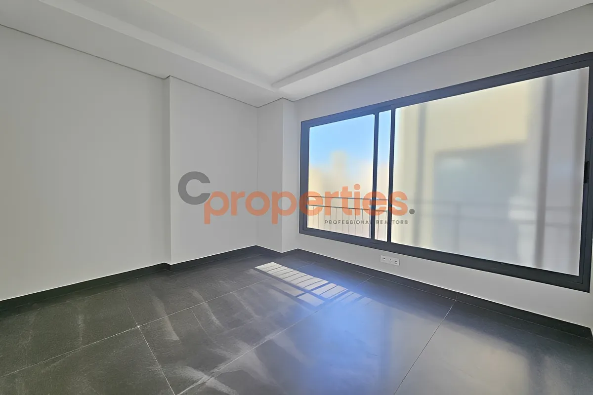 Apartment for Sale in Achrafieh - 2 bed, 3 bath