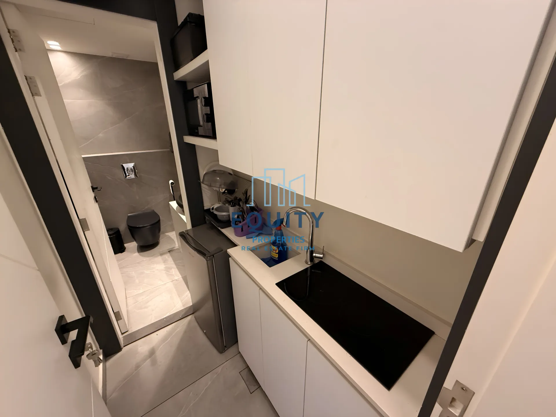 Office for rent in Antelias