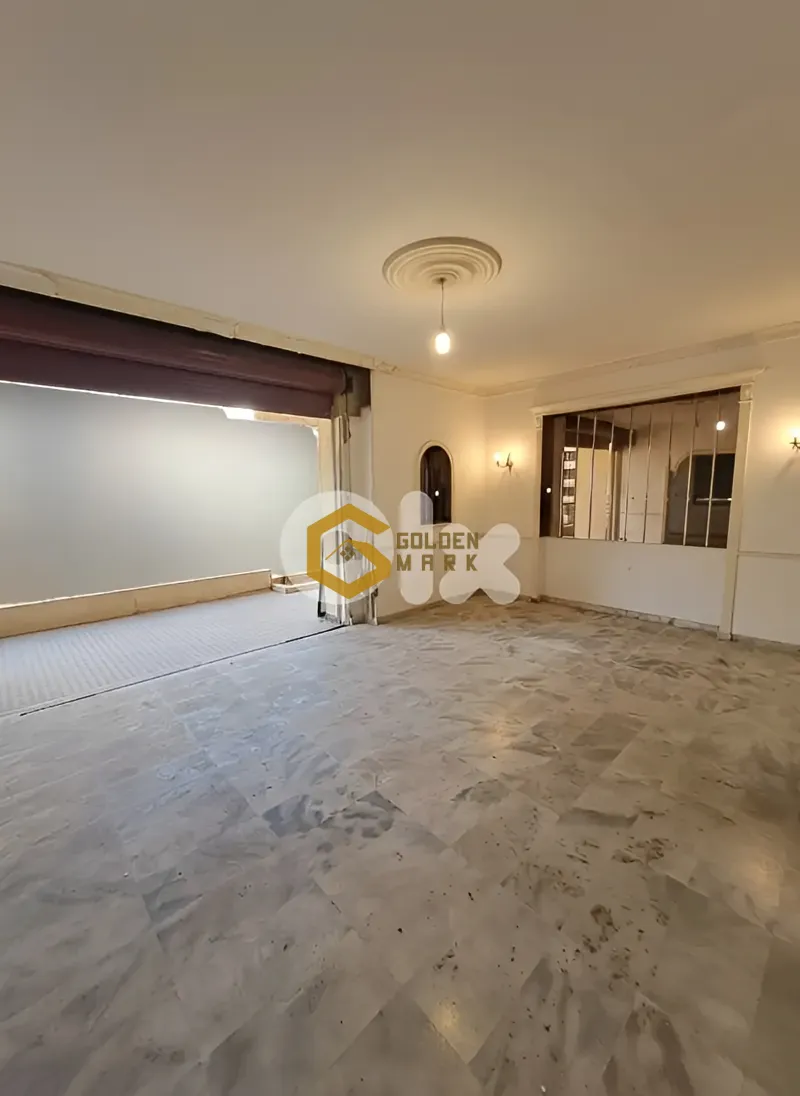 Apartment for Sale in Ramlet El Baida, Bayrut - 5 bed, 4 bath