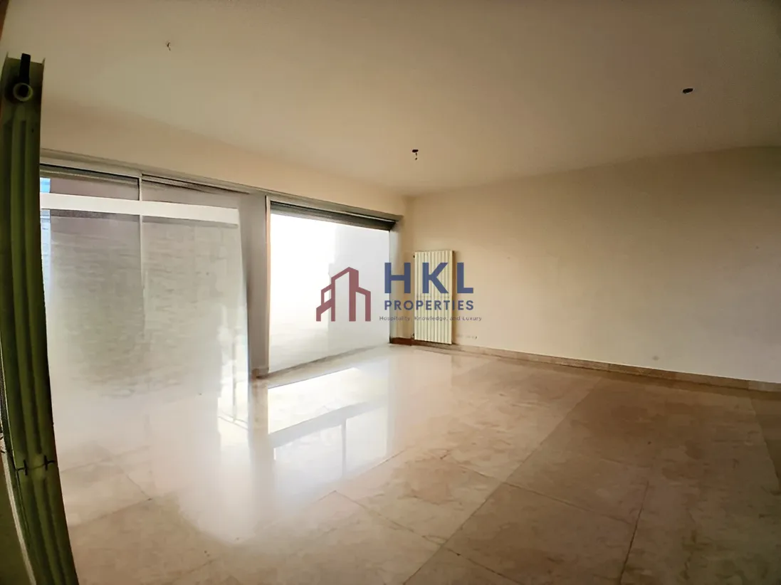 Apartment for Sale in Verdun, Bayrut, Lebanon