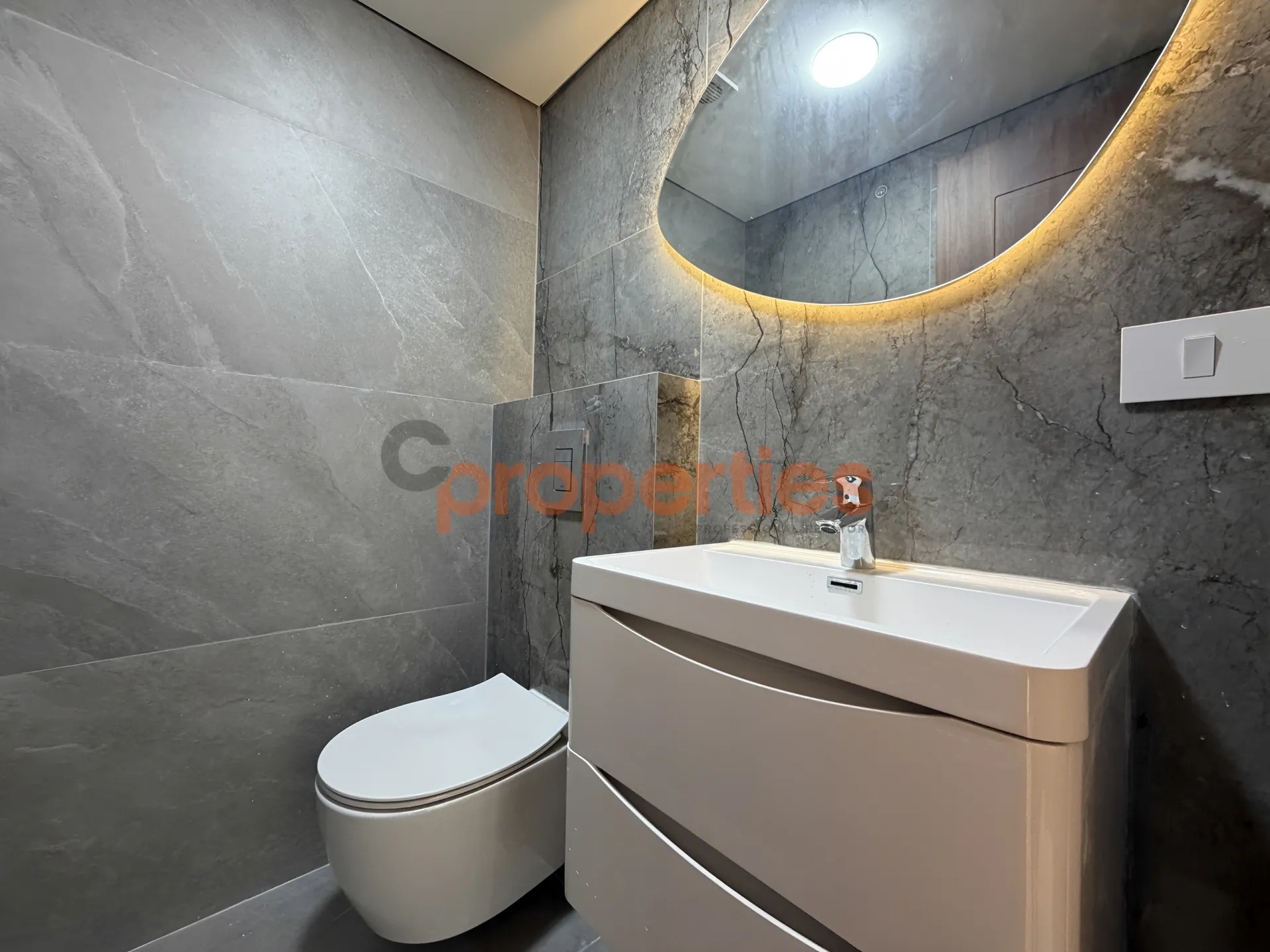 Apartment for Sale in Mtaileb