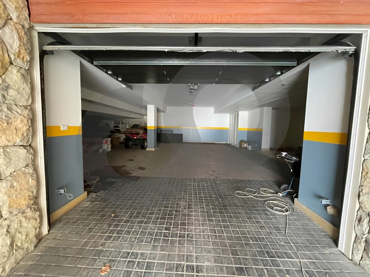 Villa for Sale in Faqra