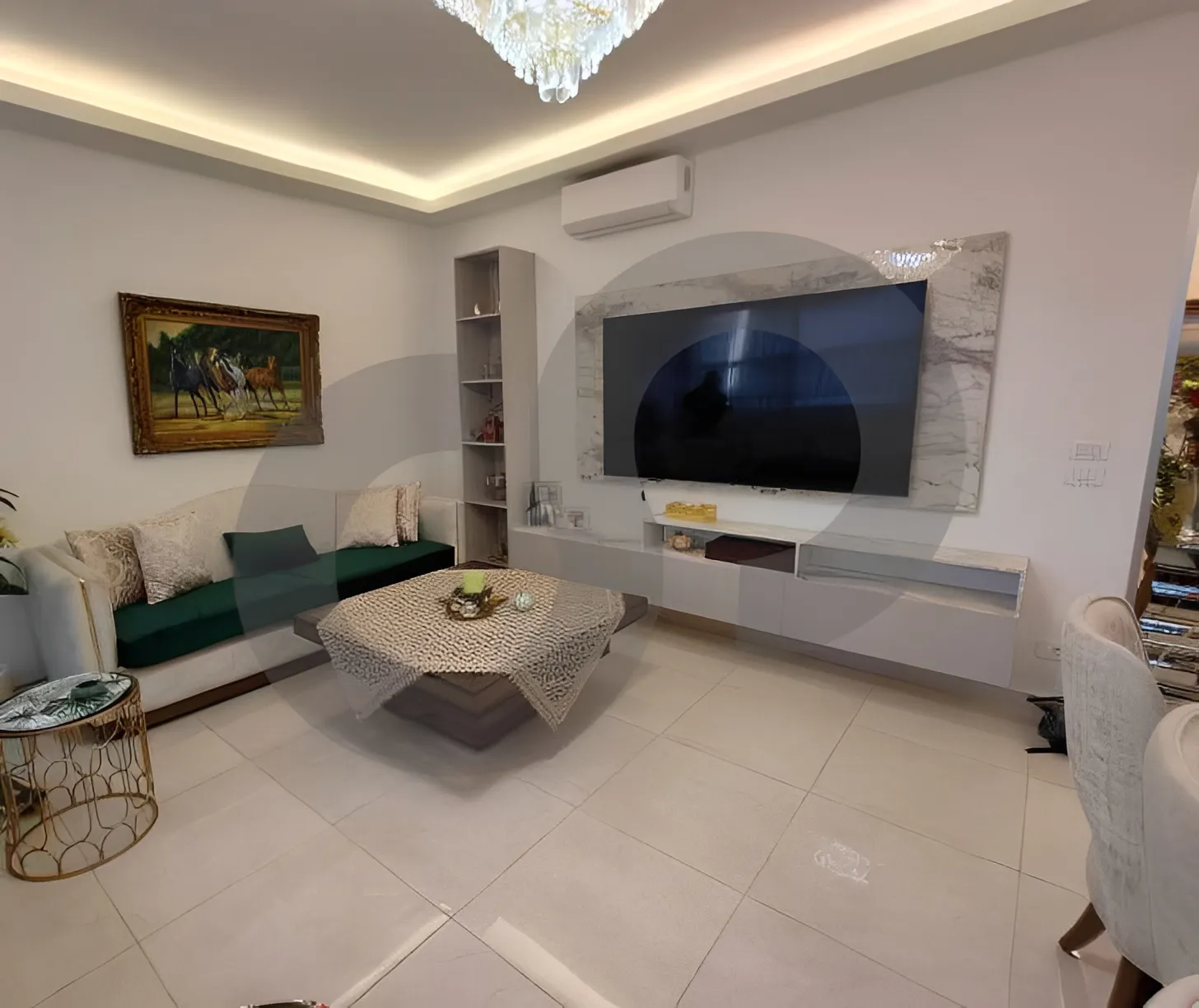 Apartment for Sale in Forn El Chebbak