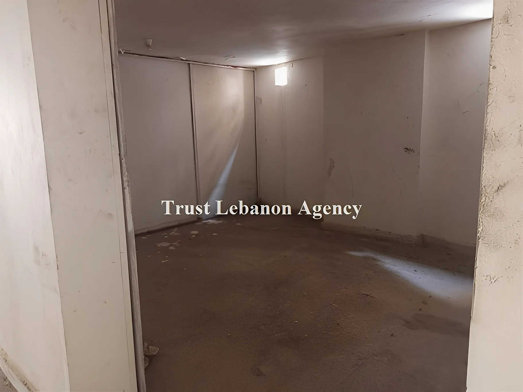 Commercial Property For Sale in Metn, Dekweneh