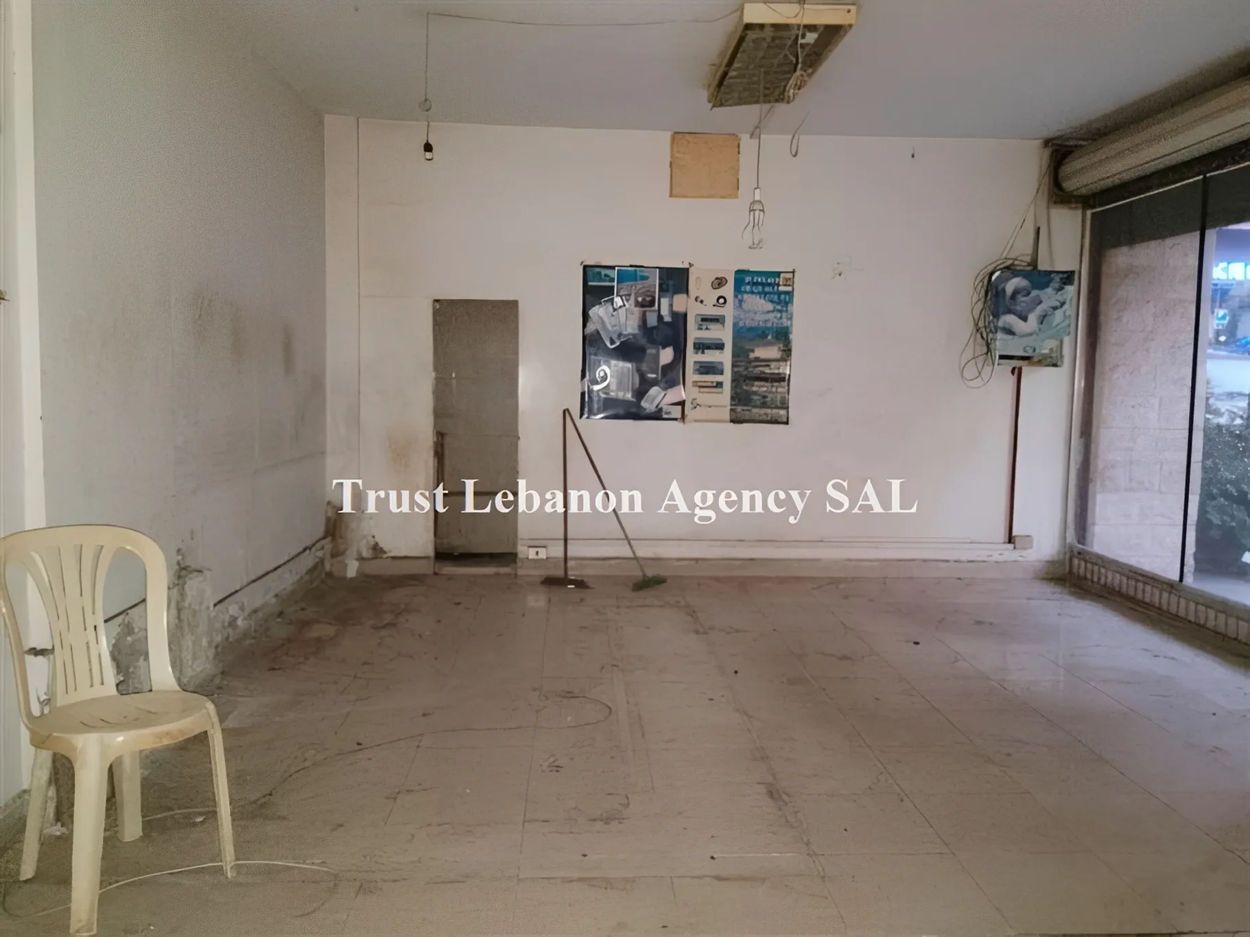 Shop for rent in Achrafieh, Sioufi