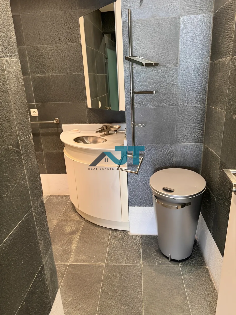 Apartment for Rent in Sursock