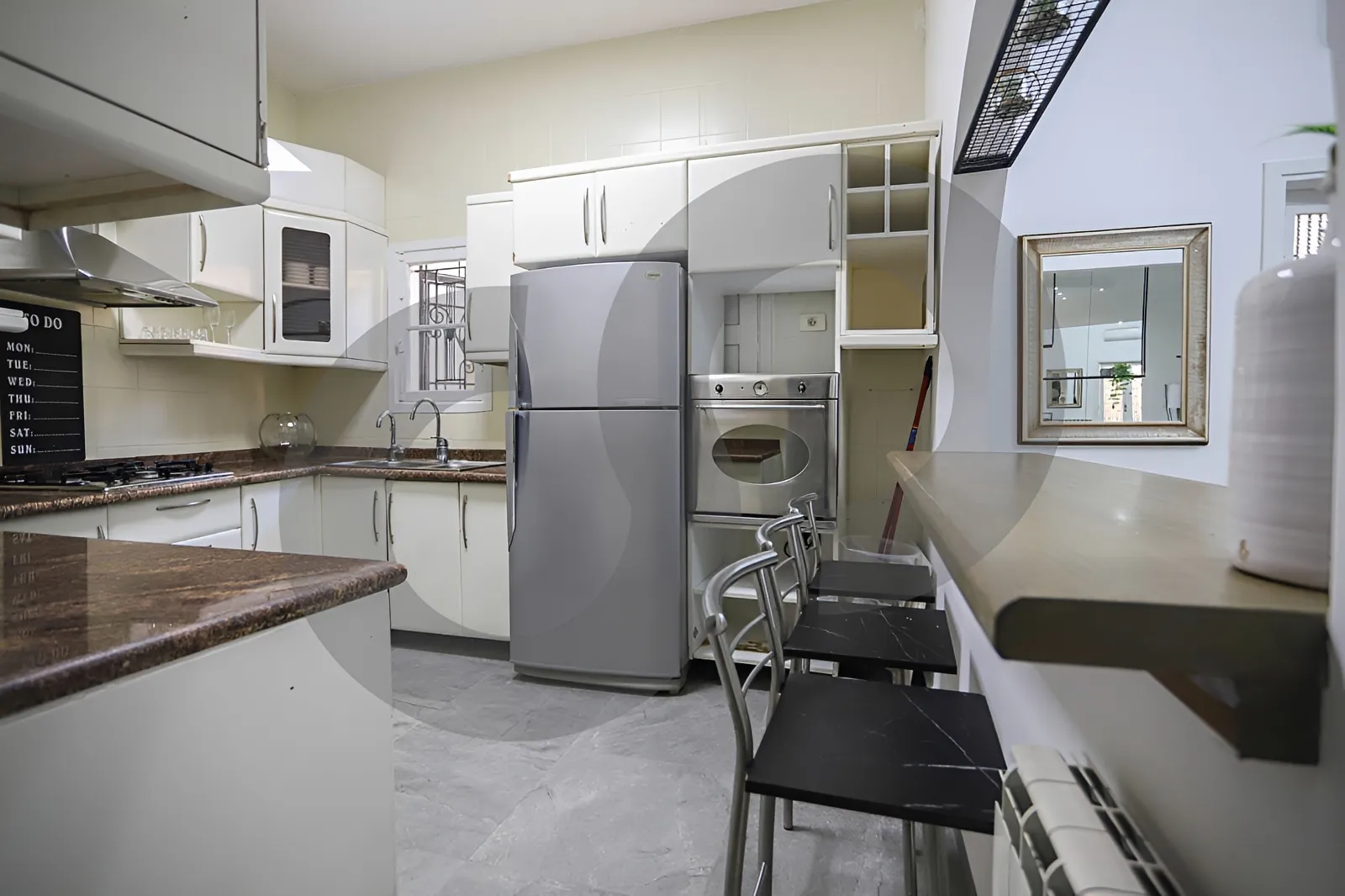 Building for Rent in Achrafieh