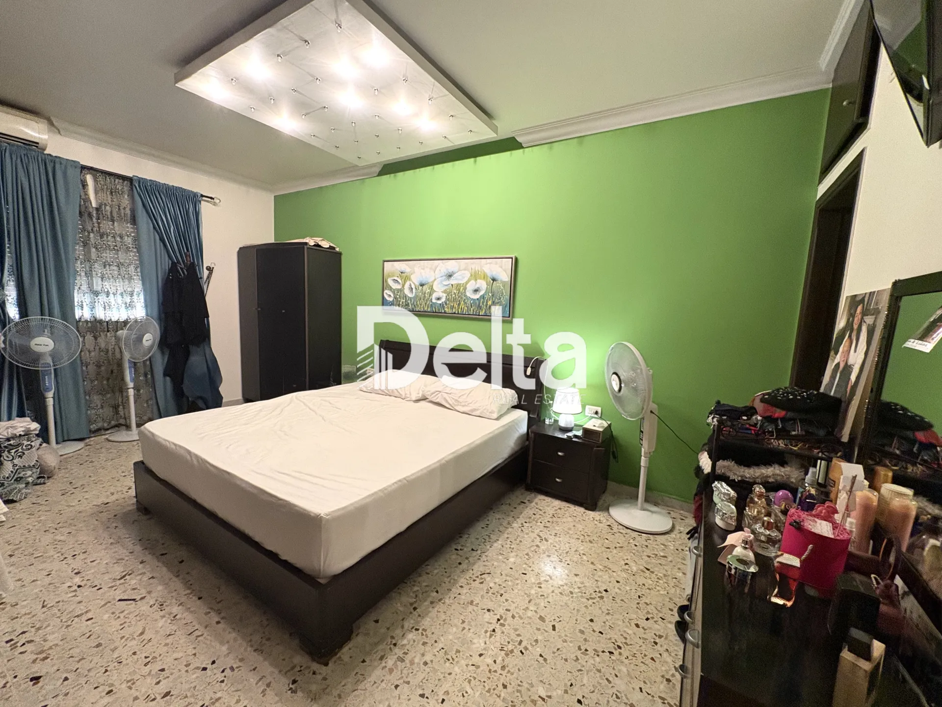 Apartment for sale in Ras al naba'a, beirut, lebanon