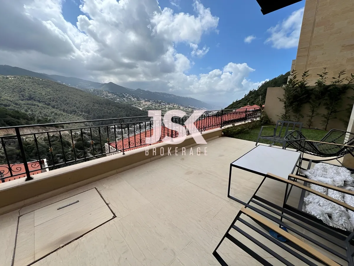Villa for Rent in Fatqa, Lebanon - 3 bed