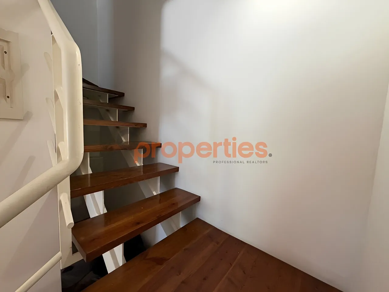 Studio for Rent in Fidar