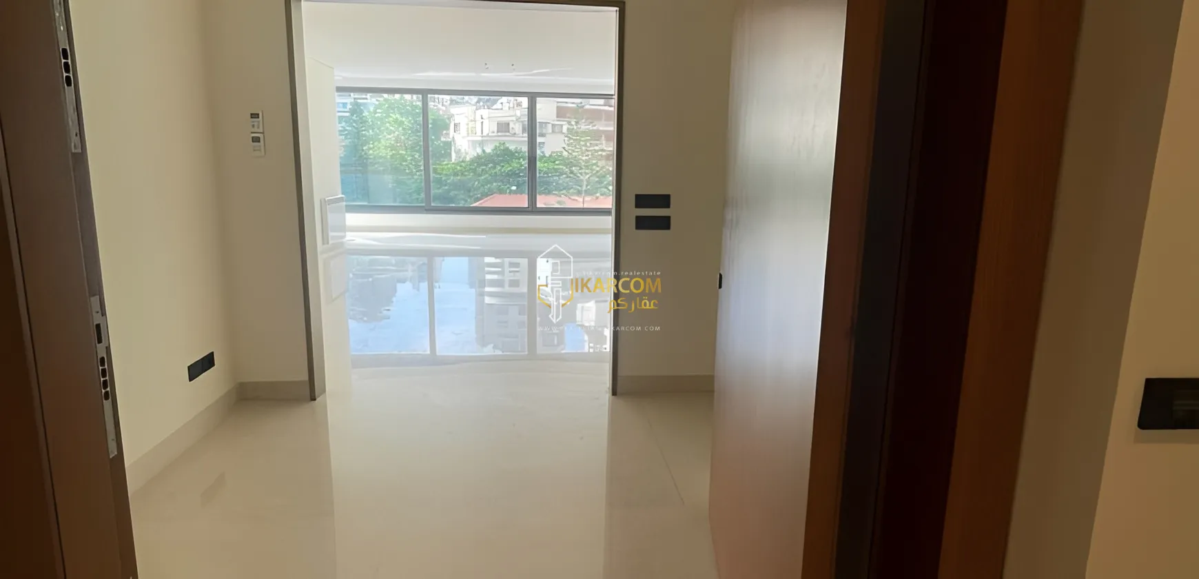 Apartment for sale in Ain Al Mraiseh, Beirut