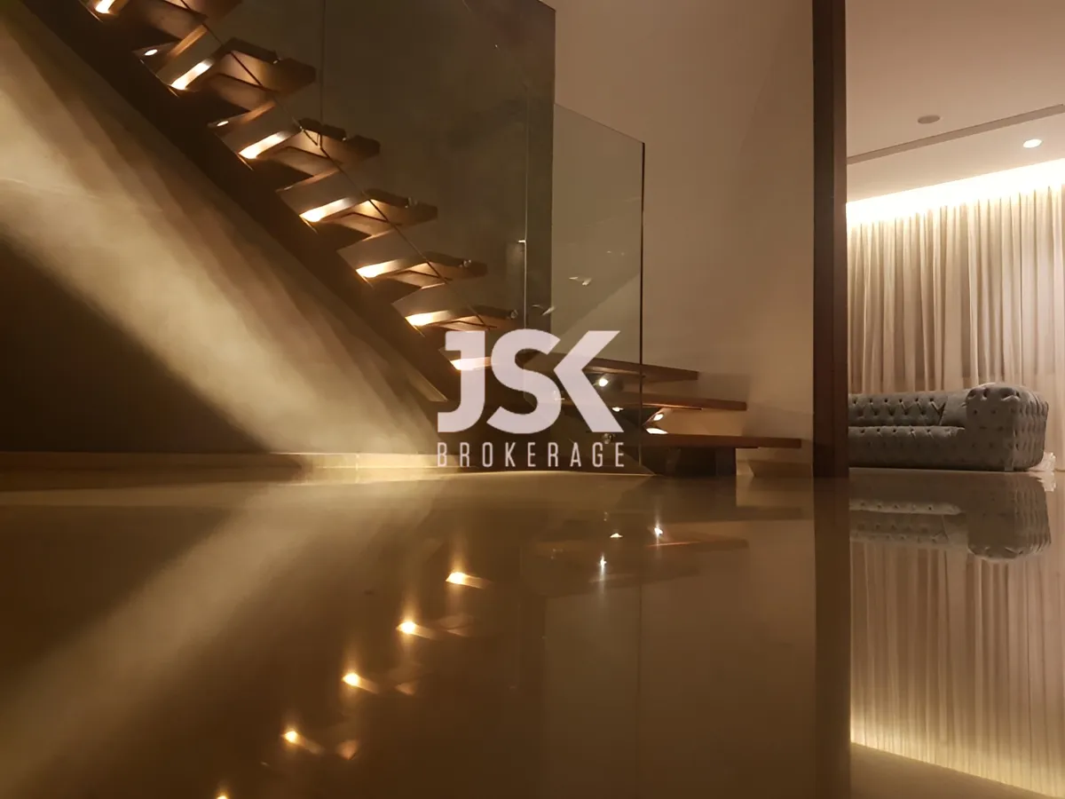 Duplex for Sale in Badaro, Beirut, Lebanon - 3 bed, 5 bath