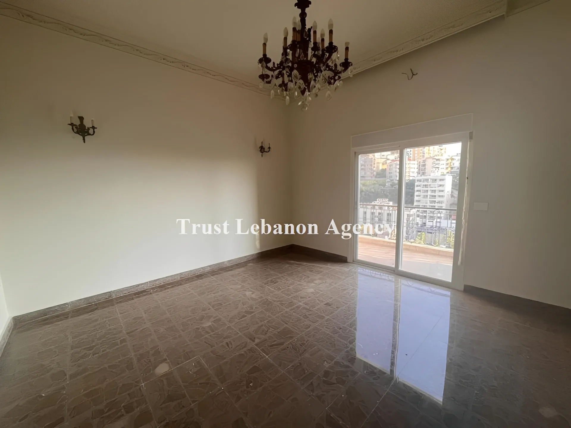 Triplex for Sale in Metn Awkar Lebanon
