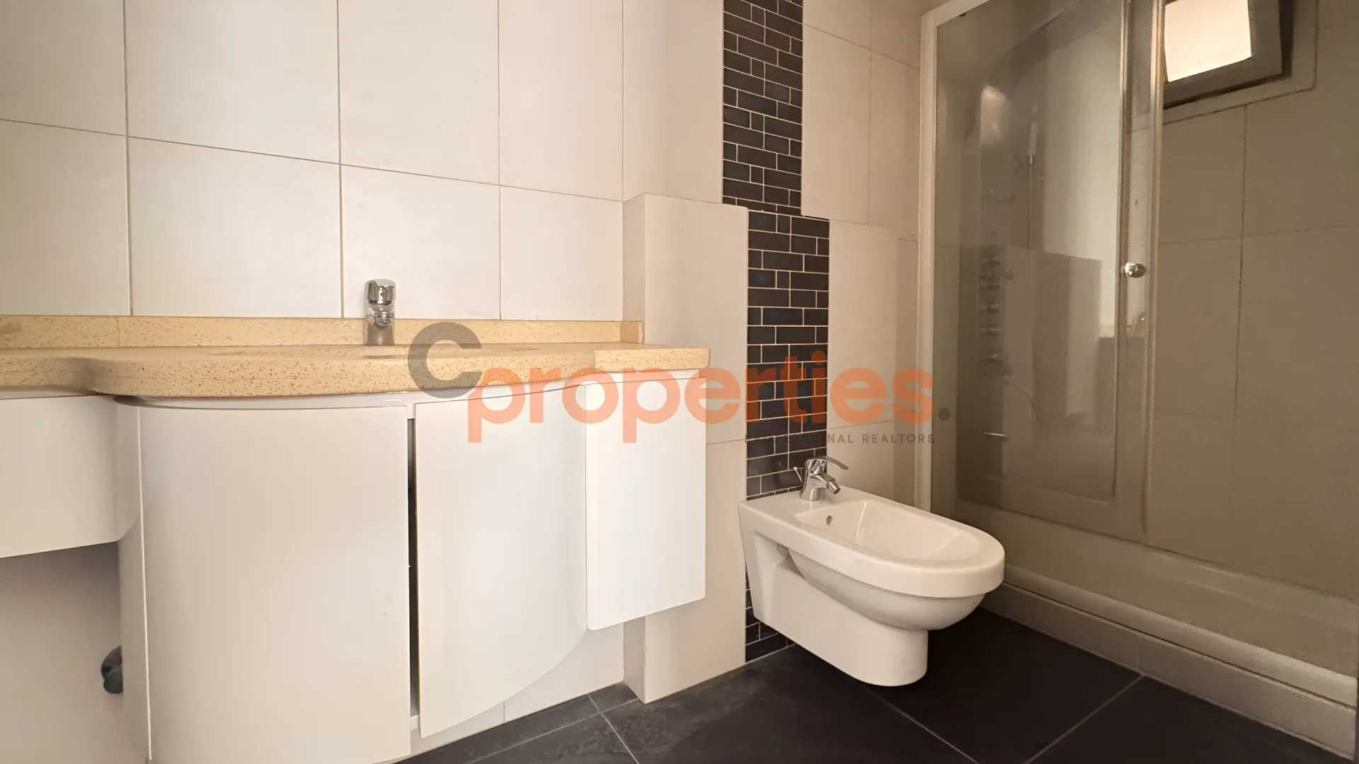Apartment for Rent in Aaoukar