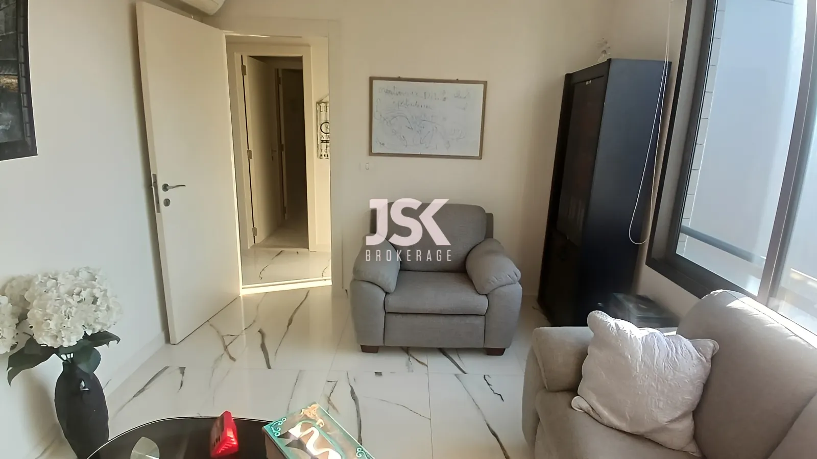 Office for Sale in Dbayeh