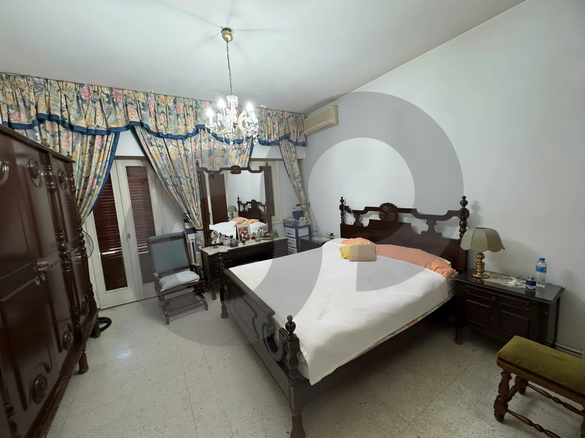 Building for Sale in Ras Al Naba'a