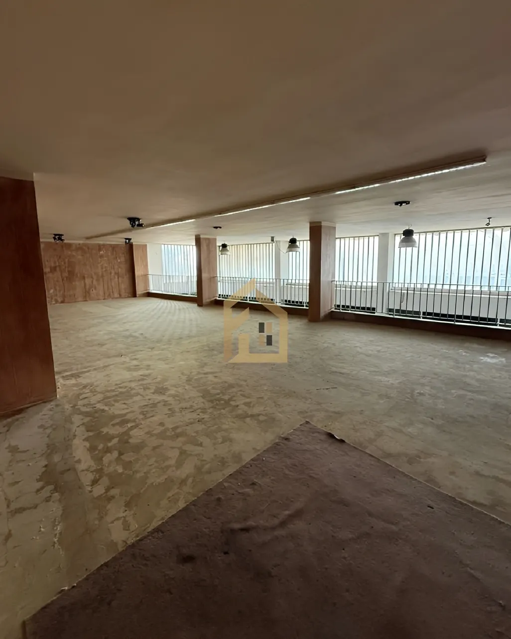 Shop for rent in Broummana, Lebanon