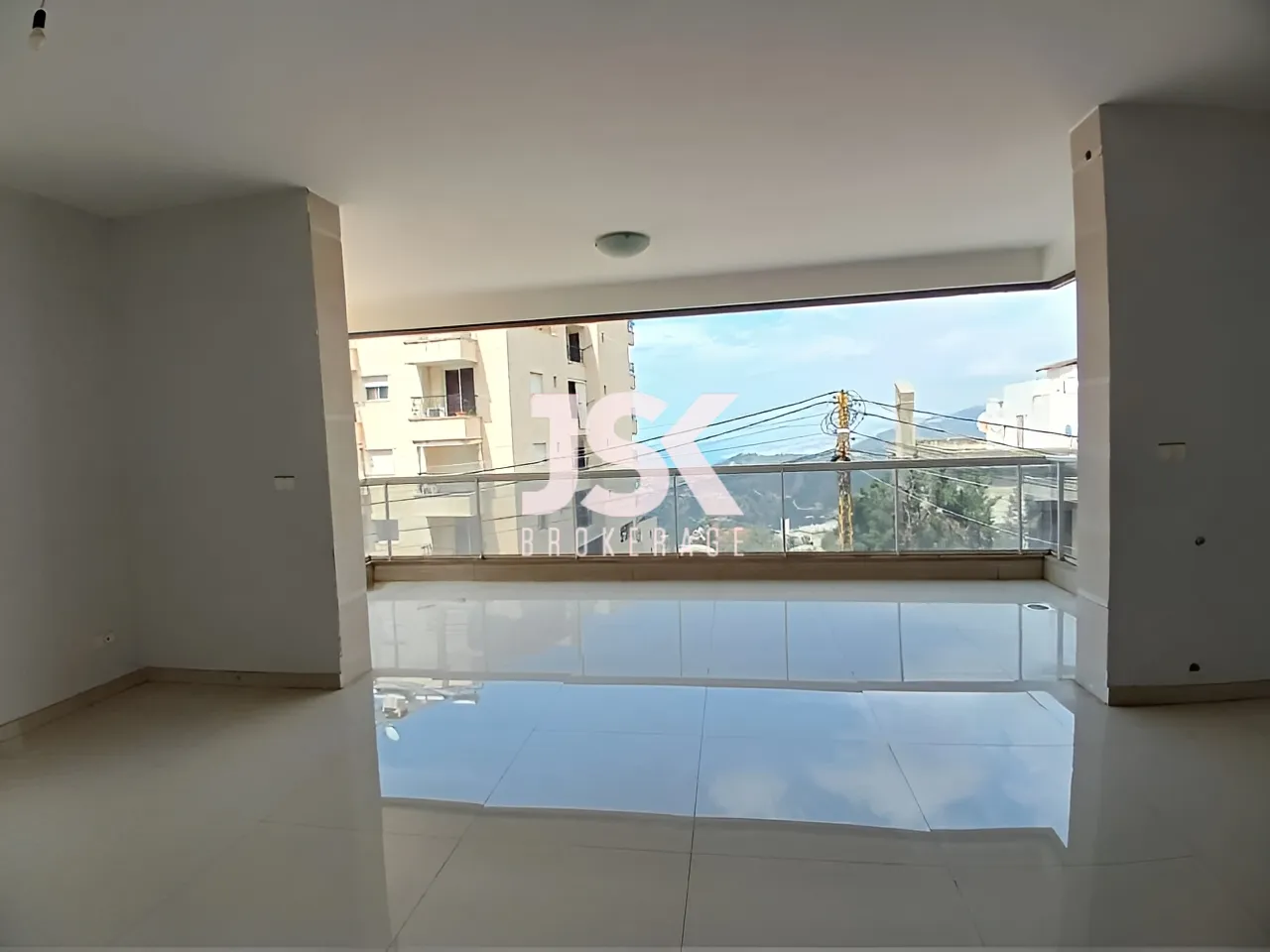 Apartment for sale in Mazraat Yachoua, Lebanon