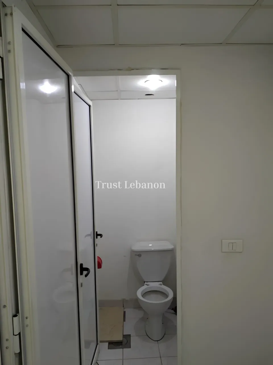 Warehouse for rent in Jdeideh, Lebanon