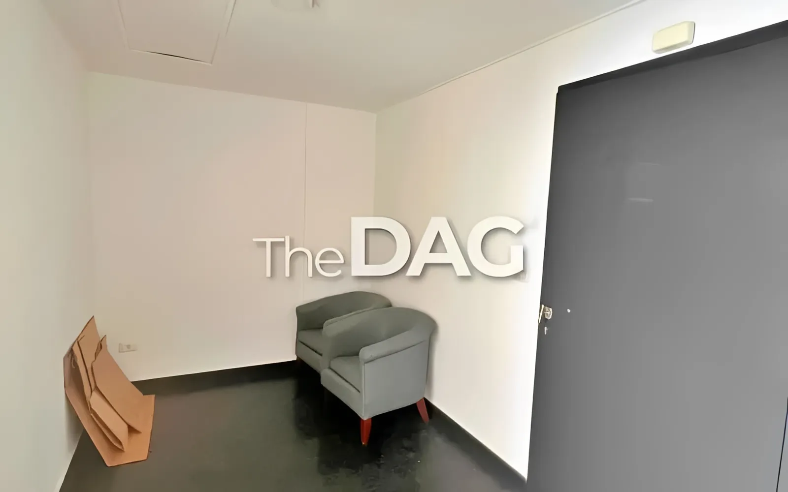 Office for rent in Badaro