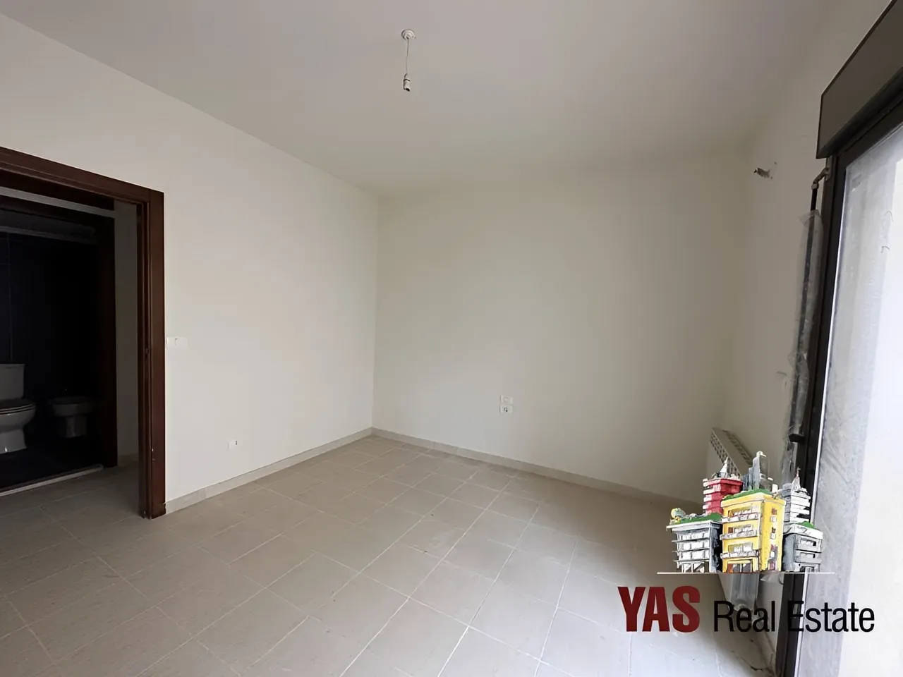 Apartment for Sale in Ballouneh