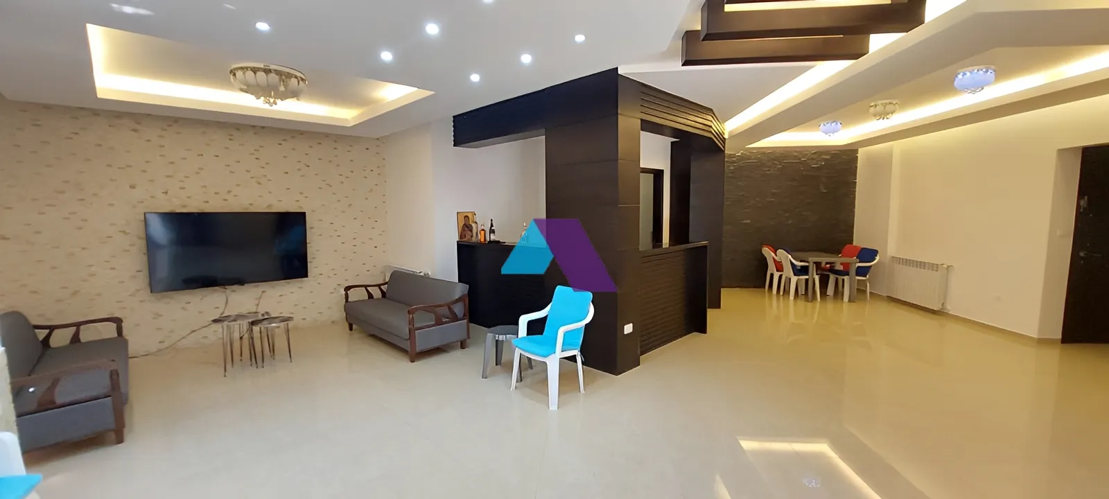 Apartment for Sale in Broummana - 4 bed, 5 bath