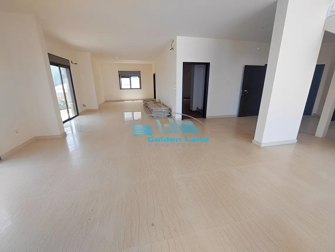 Duplex for Sale in Mazraat Yachoua, Lebanon - 5 bed, 6 bath