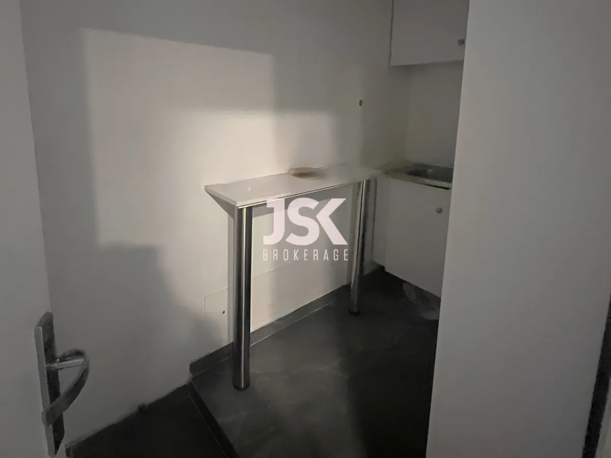 Office for Rent in Achrafieh
