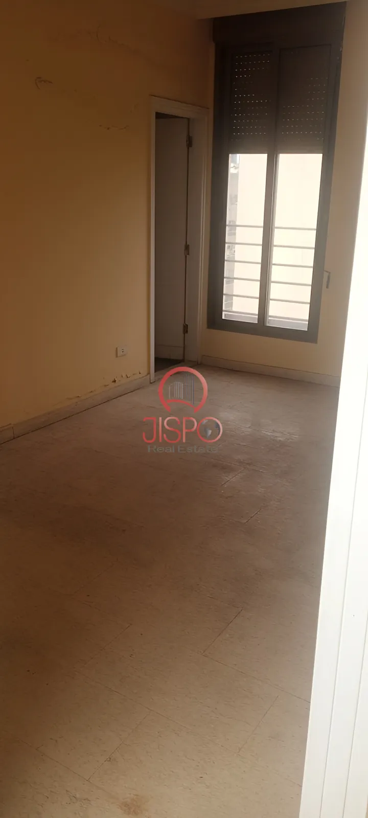 Apartment for Sale in Mar Elias refugee camp