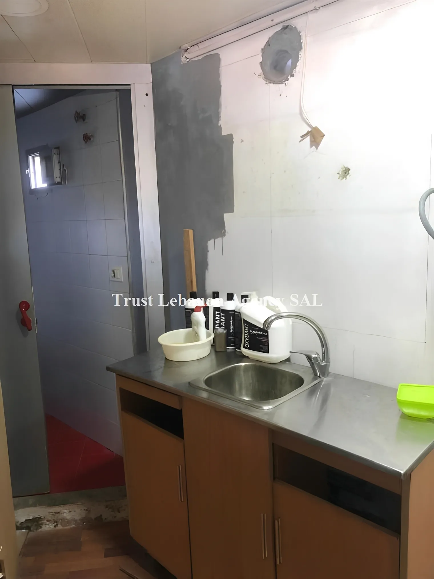 Shop for sale in Keserwan, Ajaltoun
