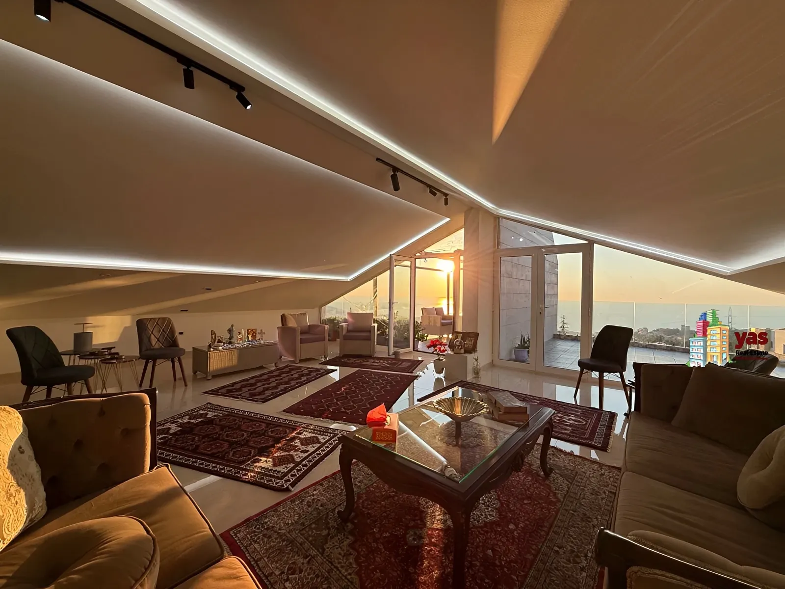 Apartment for Sale in Ballouneh