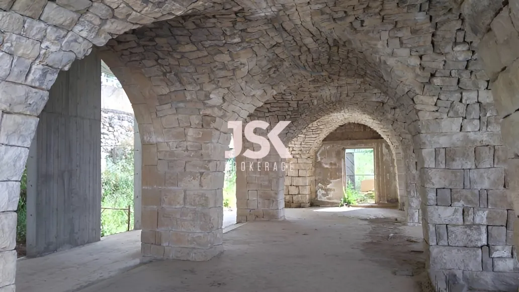 Land for Sale in Ain Aar, Lebanon