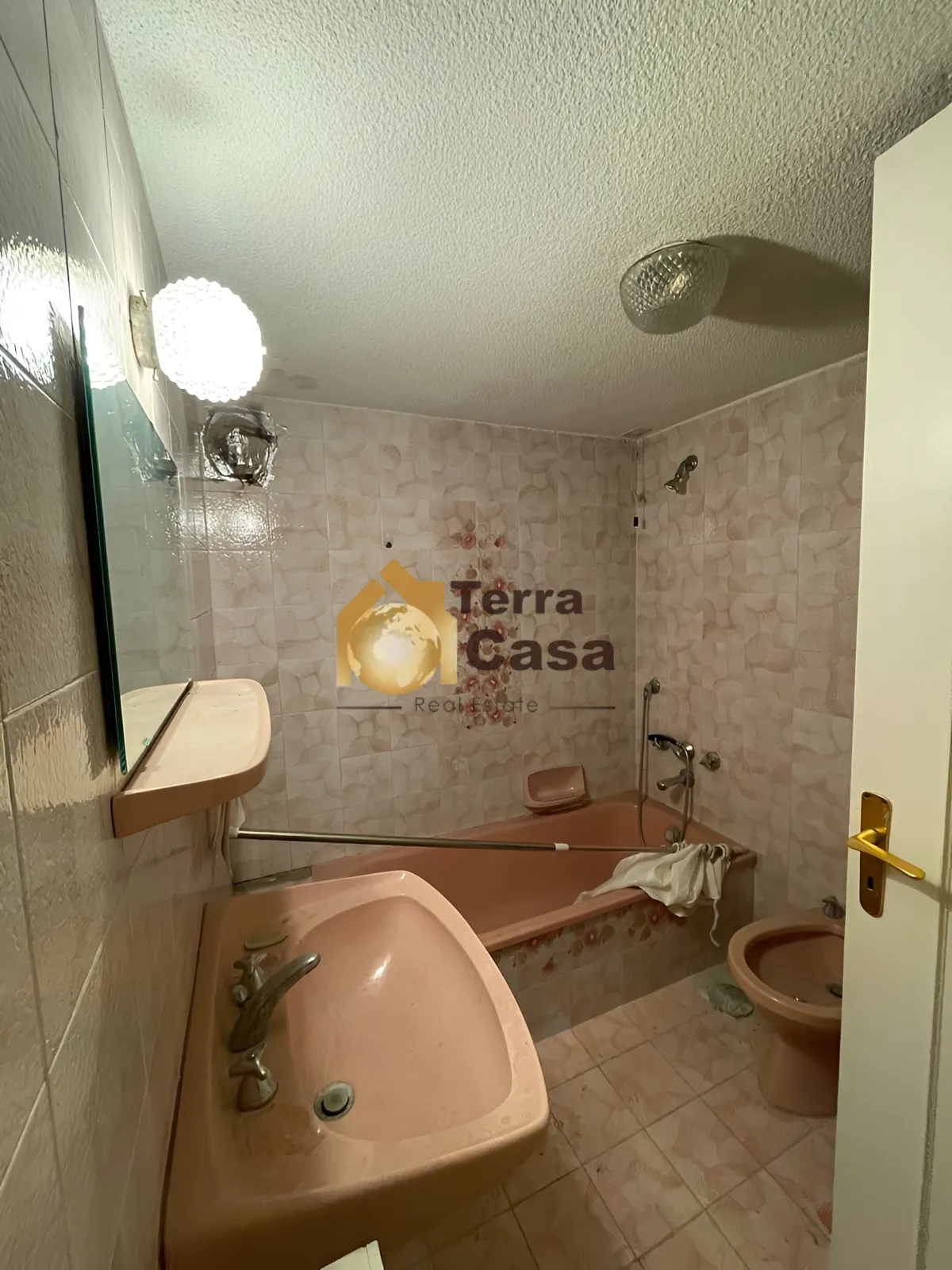 Apartment for Rent in Ksara Ground Floor