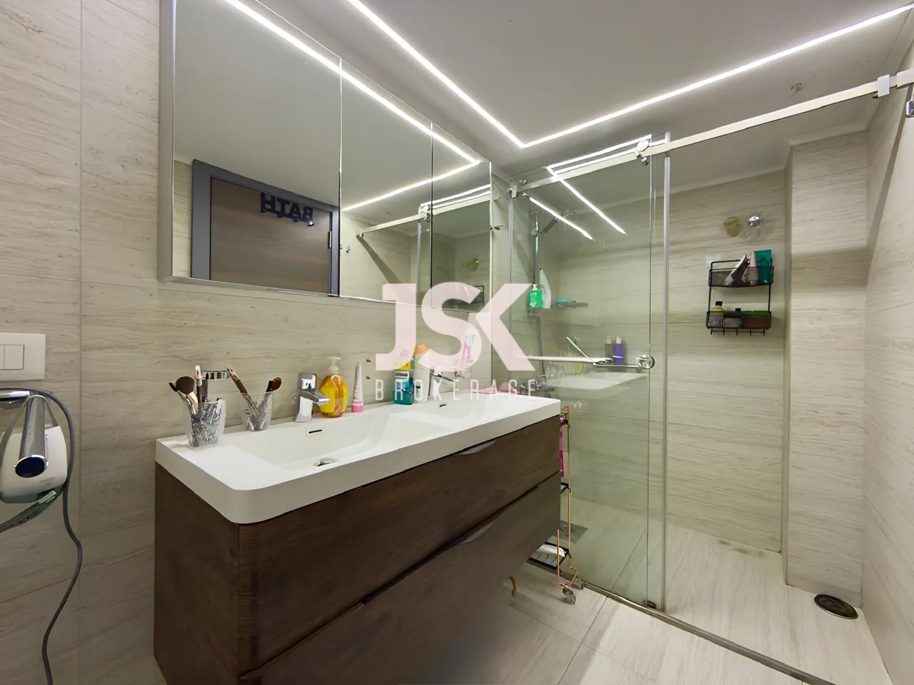 Apartment for Sale in Achrafieh