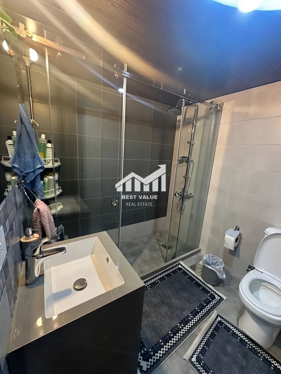Commercial Building for sale in Breij