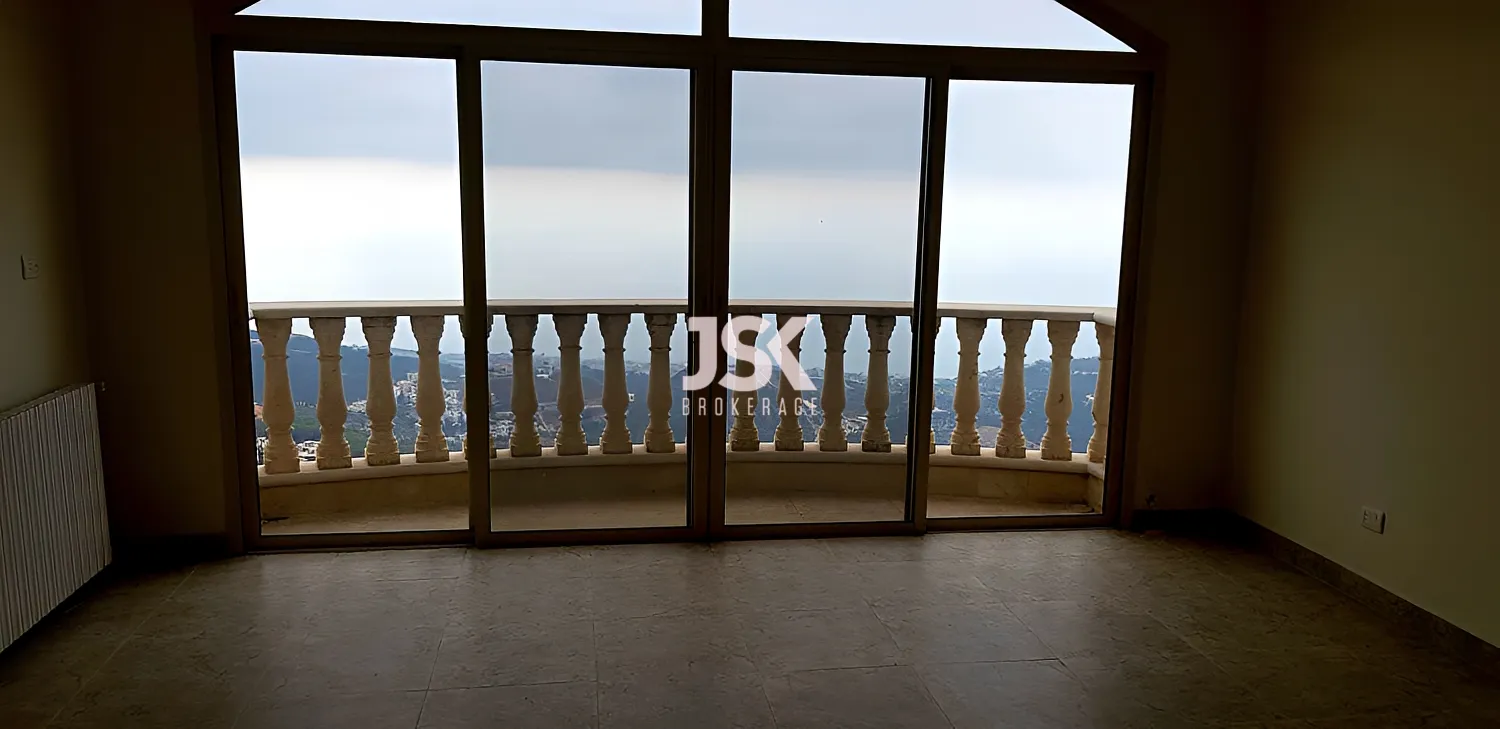 Villa for Sale in Kfour