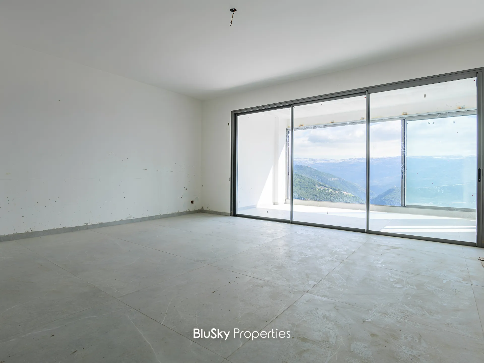 Apartment for rent in Beit meri, lebanon