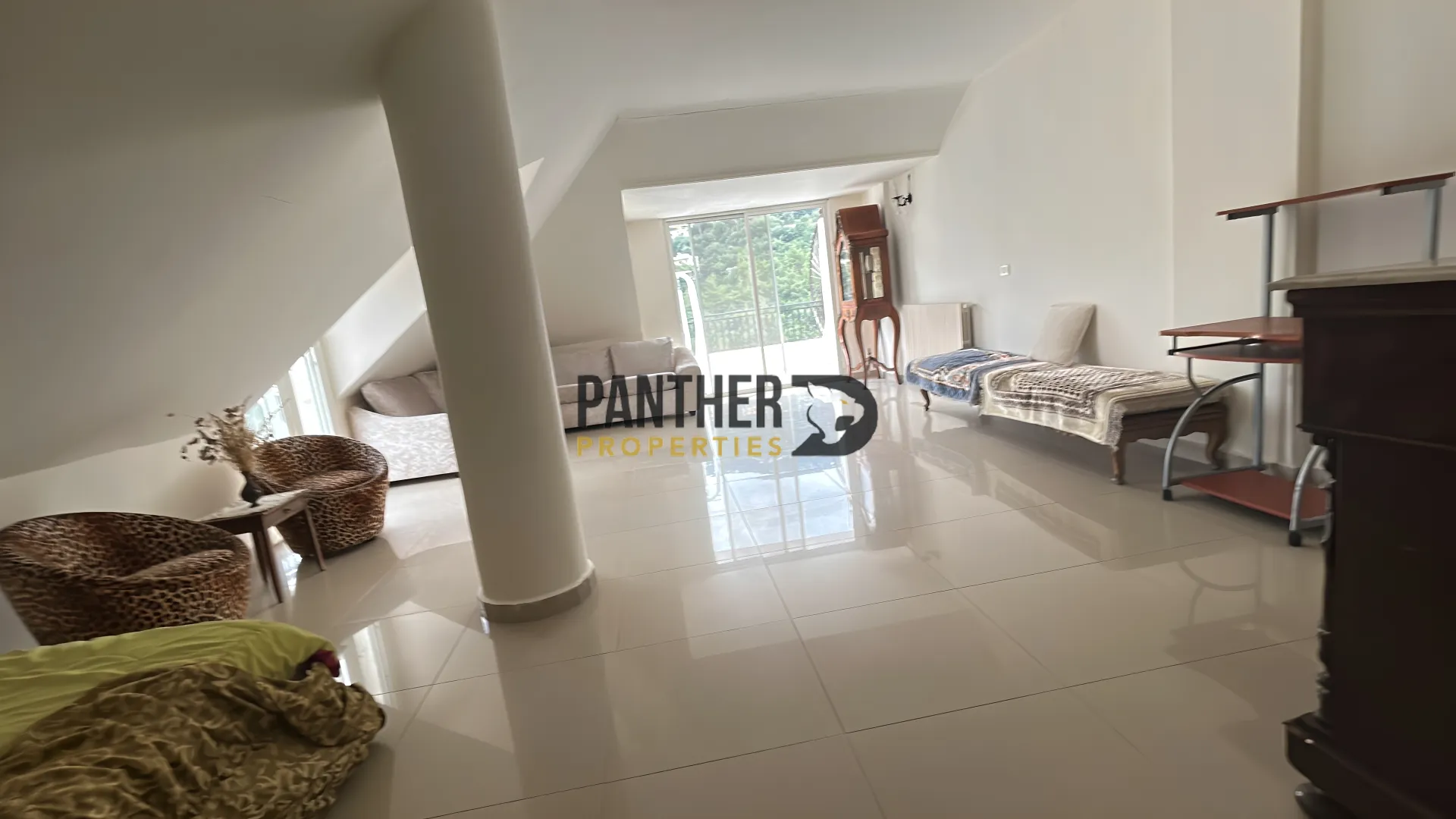 Duplex for rent in Baabdat