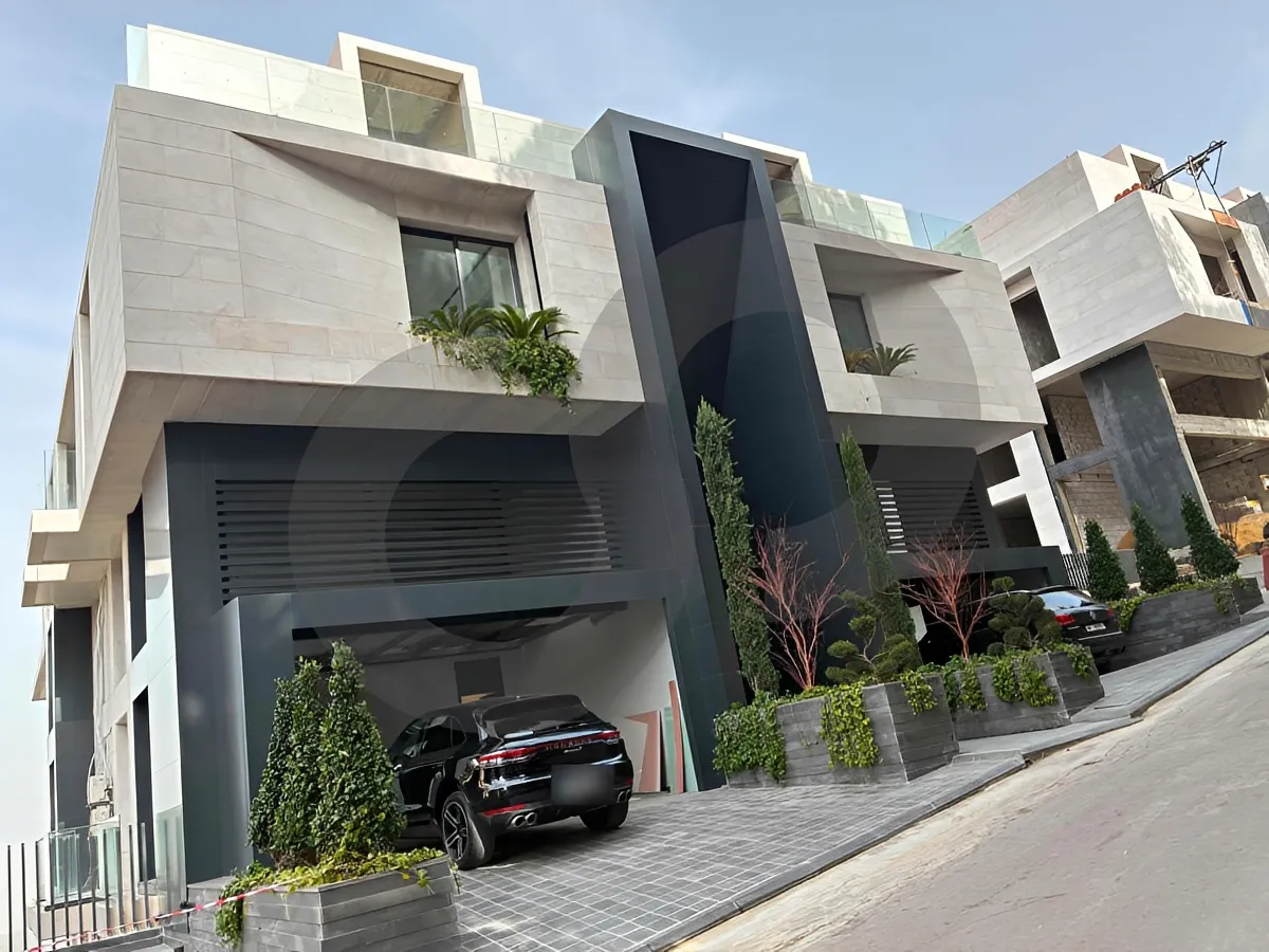 Apartment for Sale in Broummana, Lebanon - 3 bed, 3 bath