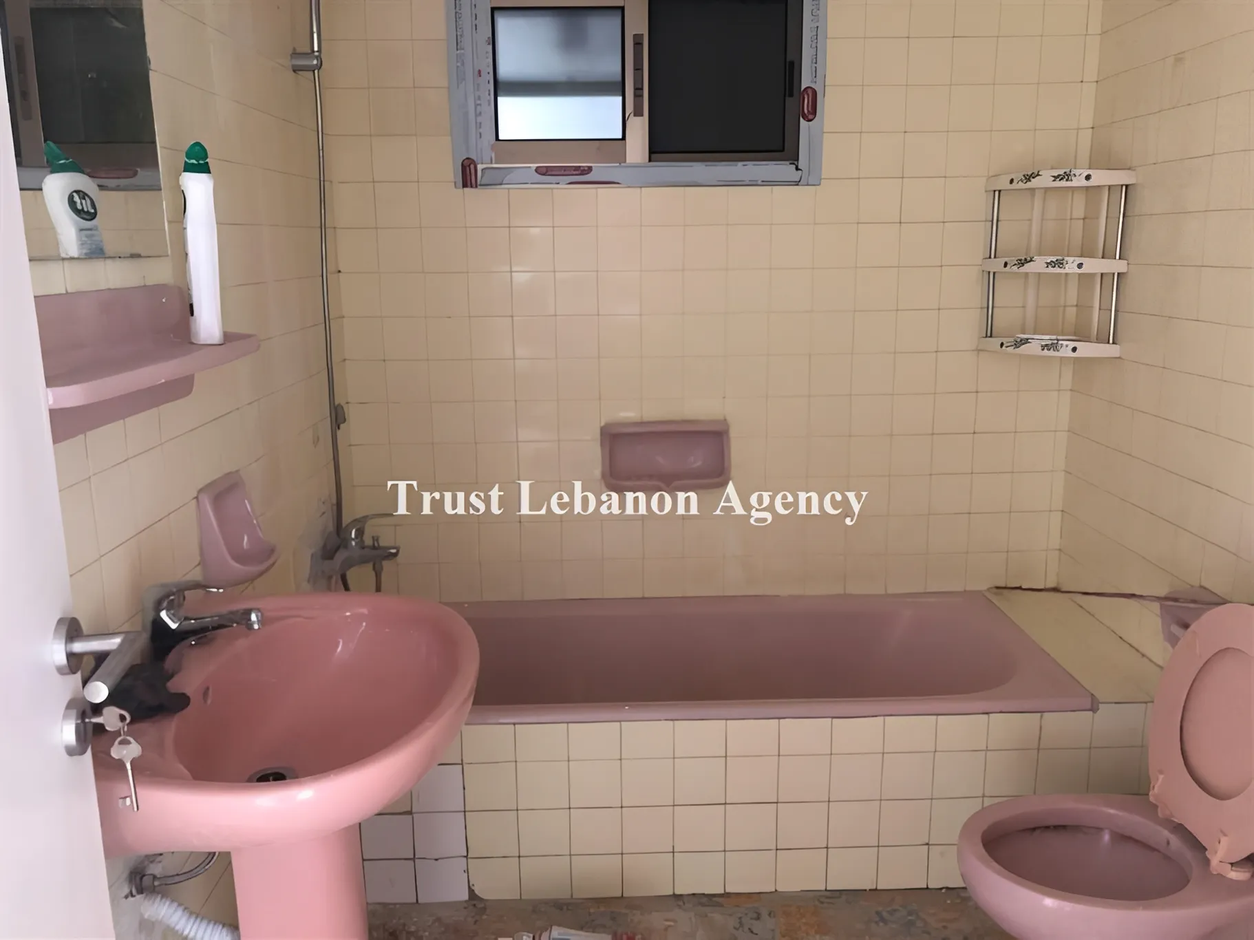 Apartment for Rent in Beirut Gemayzeh Lebanon - 3 bed, 2 bath